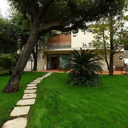 Villa Vanessa Фреджене Екстериор снимка