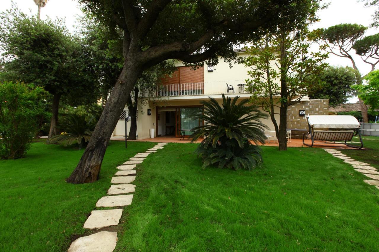 Villa Vanessa Фреджене Екстериор снимка
